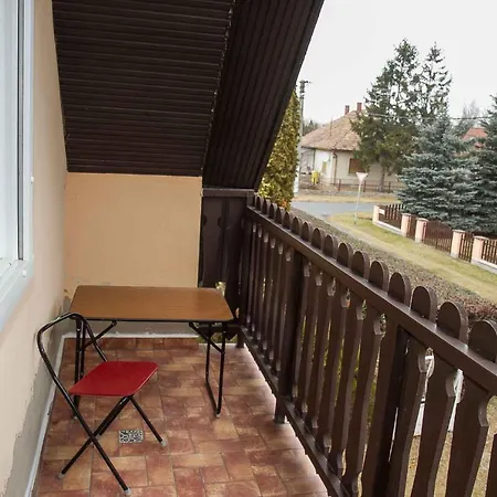 In 36287 בית נופש *